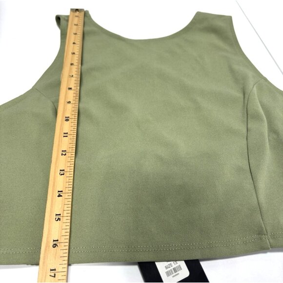 Fashion Nova Womens Plus Size 1X Sage Green Sleeveless Criss Cross Cropped Top - Picture 4 of 7
